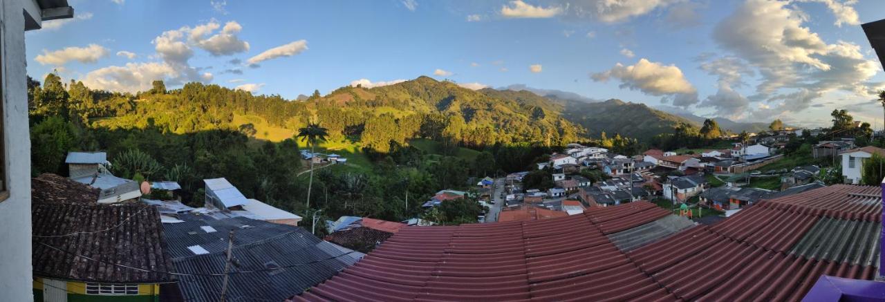 Hospedaje Los Balcones Salento Ngoại thất bức ảnh